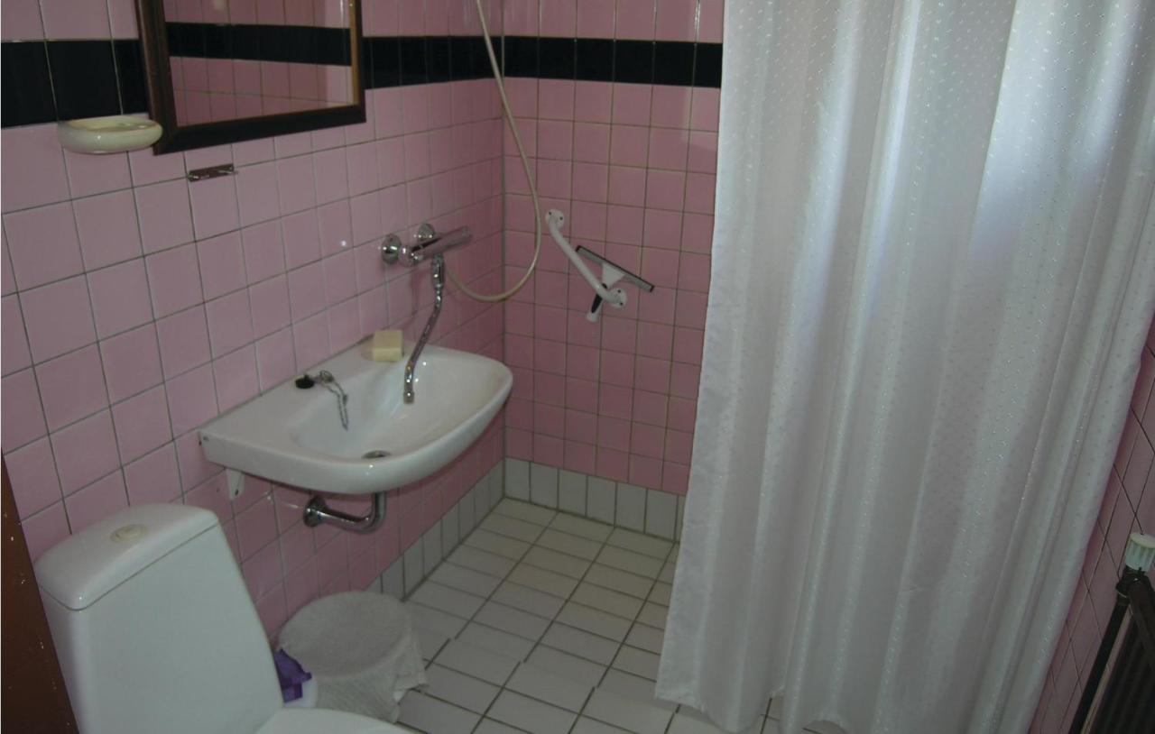 Awesome Home In Ronne With Wifi Zewnętrze zdjęcie